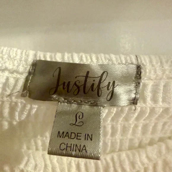 Justify White Maxi Dress with cutout lace size large - Picture 4 of 7